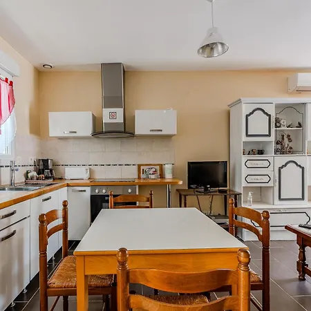 Holiday home La Patte D'oie *